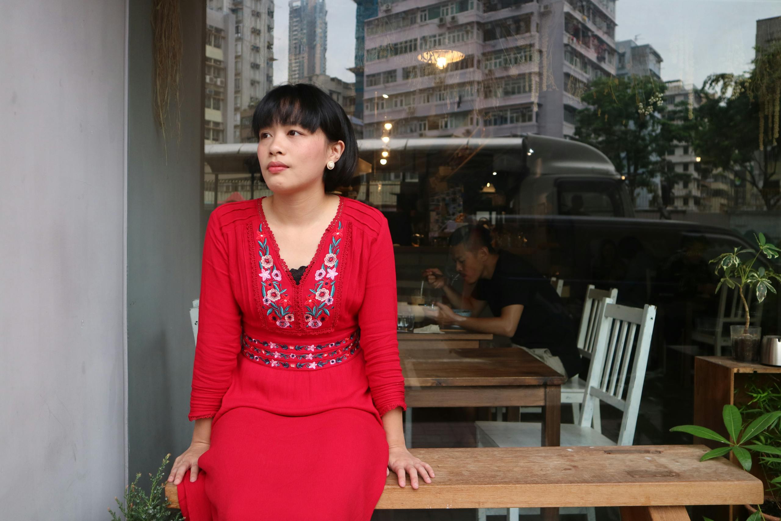 何潔泓：被隔離至沒香港人的囚倉，仍然緊靠苦難中的小眾- TNL The News Lens 關鍵評論網