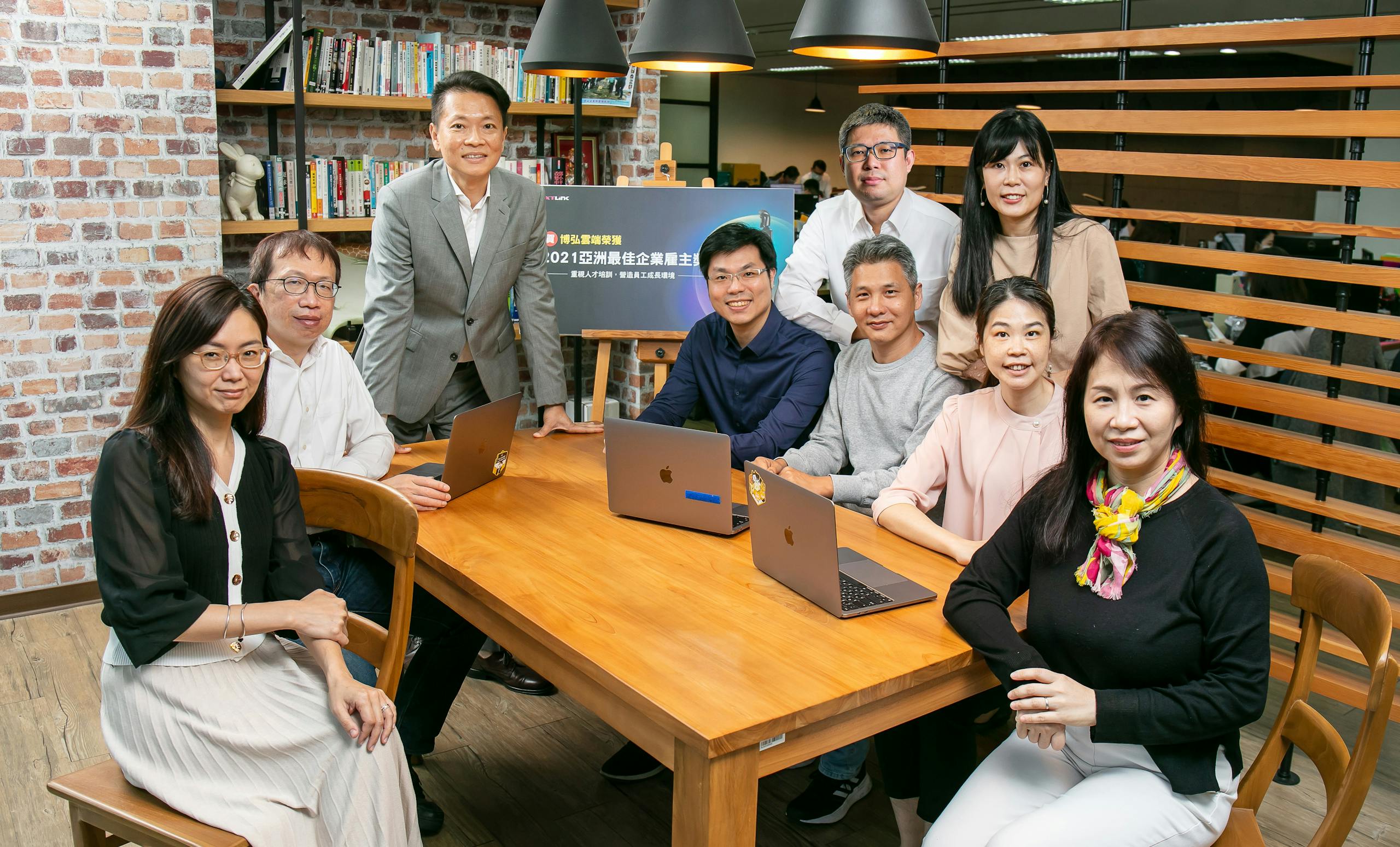 遠傳子公司－博弘雲端科技稱霸台灣，化身「助飛員」幫企業飛上雲端，打造現代化IT架構- TNL The News Lens 關鍵評論網