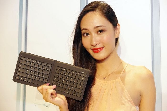 是微軟萬用折疊式鍵盤在台發表，通吃 Android 、 iOS 與 Windows 這篇文章的首圖