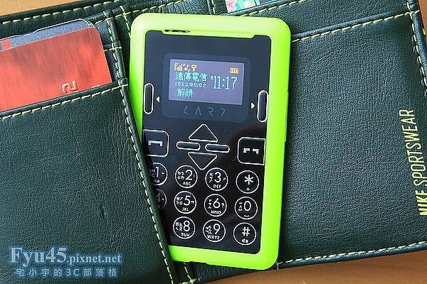 是【分享】麻雀雖小,五臟俱全——Card Phone CM1超輕薄的名片機這篇文章的首圖