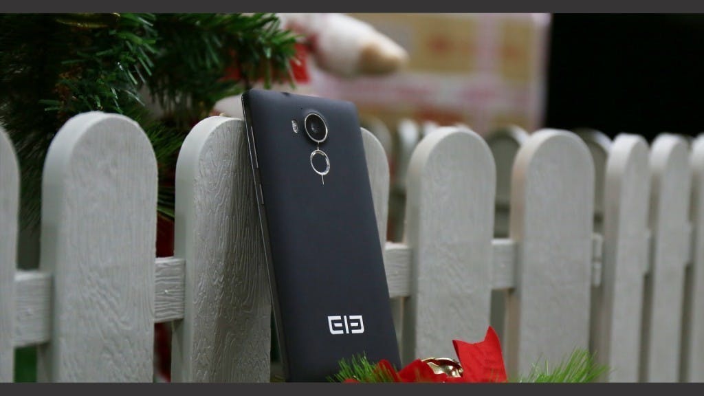 Vowney Black Rear