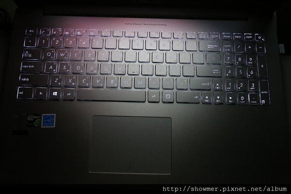 是比 ROG 電競筆電更強大 !!! ASUS ZenBook Pro UX501 筆記型電腦於 WINDOWS 10 下小玩這篇文章的首圖
