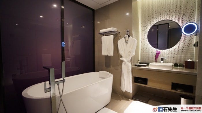 nanjing-hong-kong-express-shanghai-travel-experience10