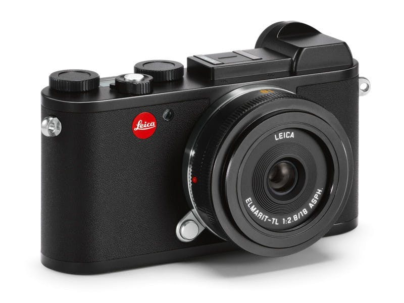 是徠卡 T 系列新成員、內建電子觀景窗的 LEICA CL 與 f2.8/18mm ASPH. 一同報到這篇文章的首圖
