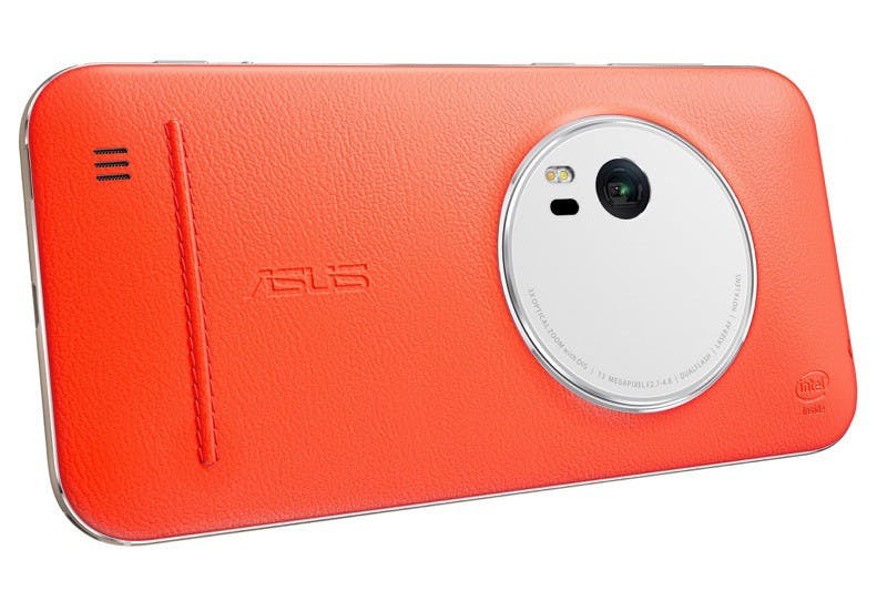 為ASUS ZenFone Zoom量身訂製的ZenCase頂級皮革背蓋,承繼經典義大利工藝技術,不僅外型雅緻美觀,亦能適應手掌自然溫度,提供絕佳舒適的握持感_resize
