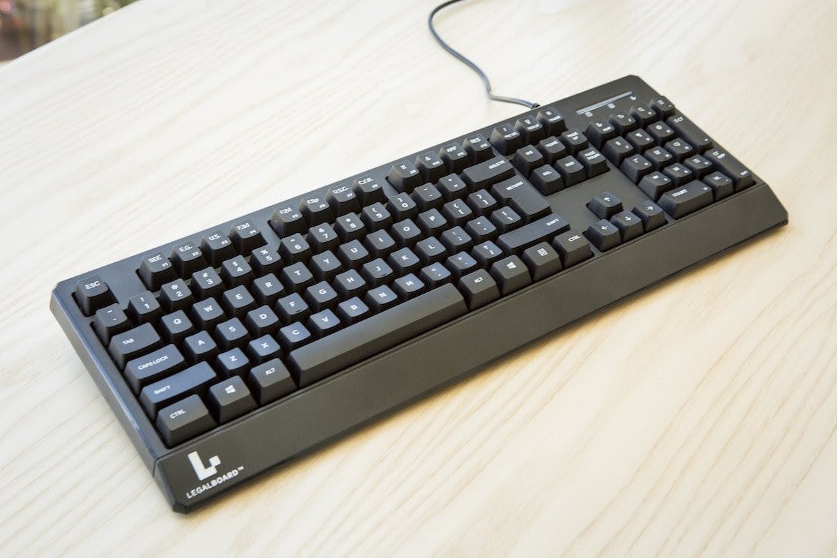是不是鍵盤律師，是律師鍵盤的 Legalboard這篇文章的首圖