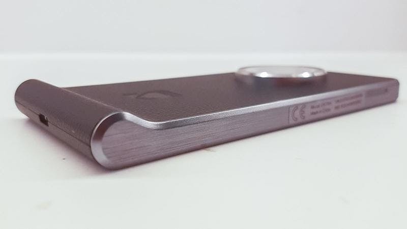 resize_kodak_ektra_smartphone_review_02_thumb