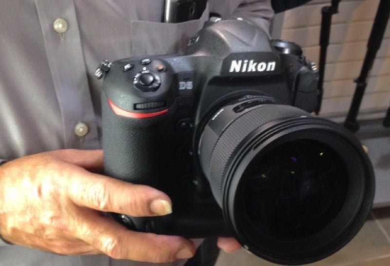 是另類行銷法？ Nikon D5於零售通路提前曝光這篇文章的首圖