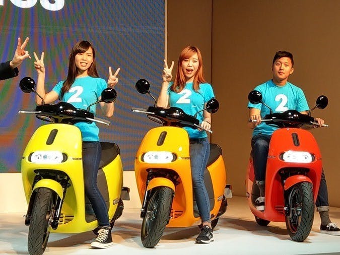 是Gogoro 2 驚艷登場！彭湃動力、極致個性化配置設計五色齊發，最低不到5萬！這篇文章的首圖