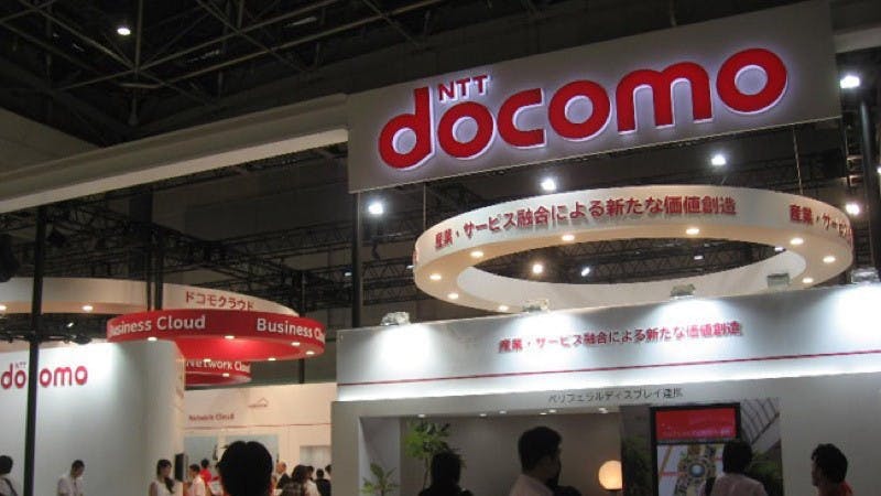 Docomo-booth_resize