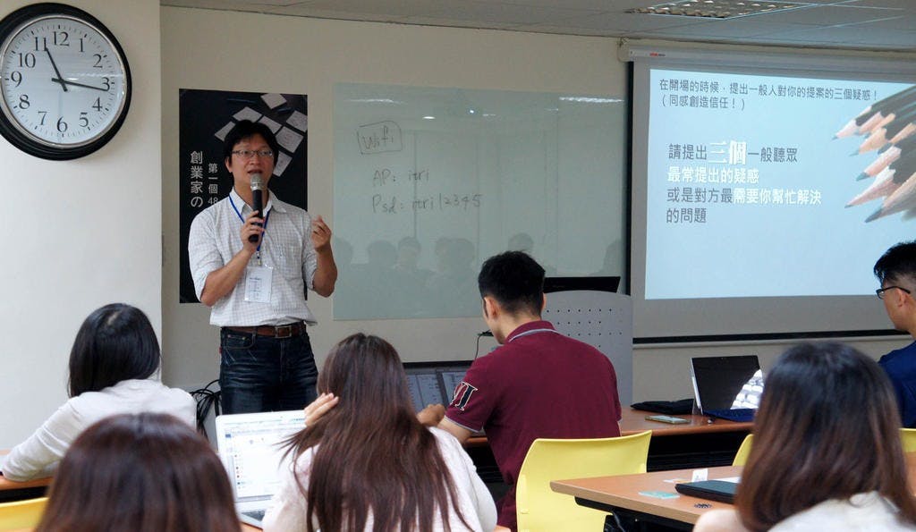 是創業家的第一個48小時計畫DAY1「開箱文大解析：用報導包裝品牌」活動報導這篇文章的首圖