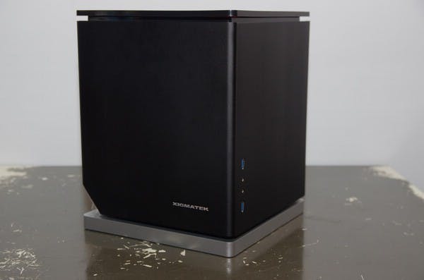 是AMD 邁入 HSA 架構的第一世代 APU ， AMD Kaveri APU 桌上型平台動手玩這篇文章的首圖