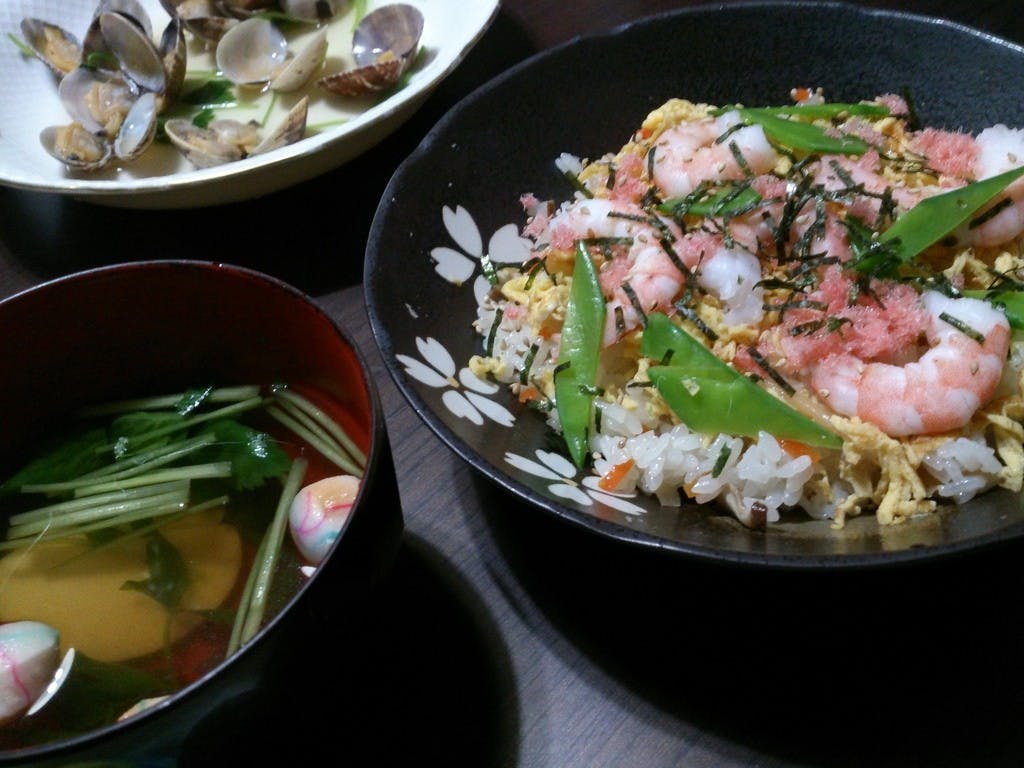 お雛祭りのお昼ご飯