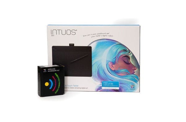 是往圖文發展！Intuos Art 藝術創意觸控繪圖板 (M) 開箱分享 + 無線模組這篇文章的首圖