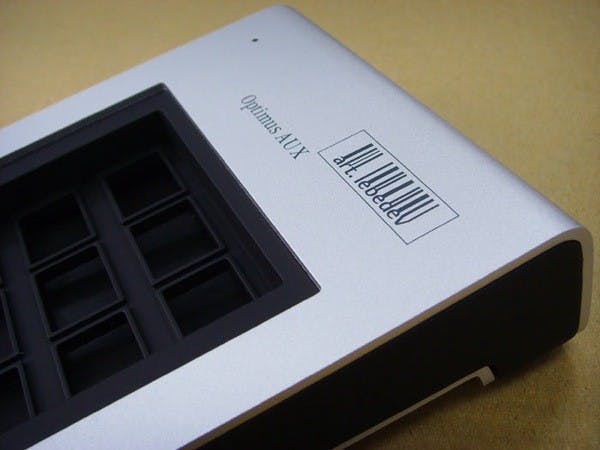 是Optimus Aux 外殼登場這篇文章的首圖