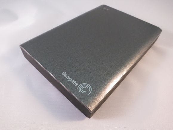 是私密雲端 - Seagate Wireless Plus 隨身硬碟這篇文章的首圖