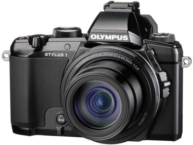 是小一號的 OM-D 設計，Olympus 推出復古高倍變焦隨身機 Stylus 1這篇文章的首圖