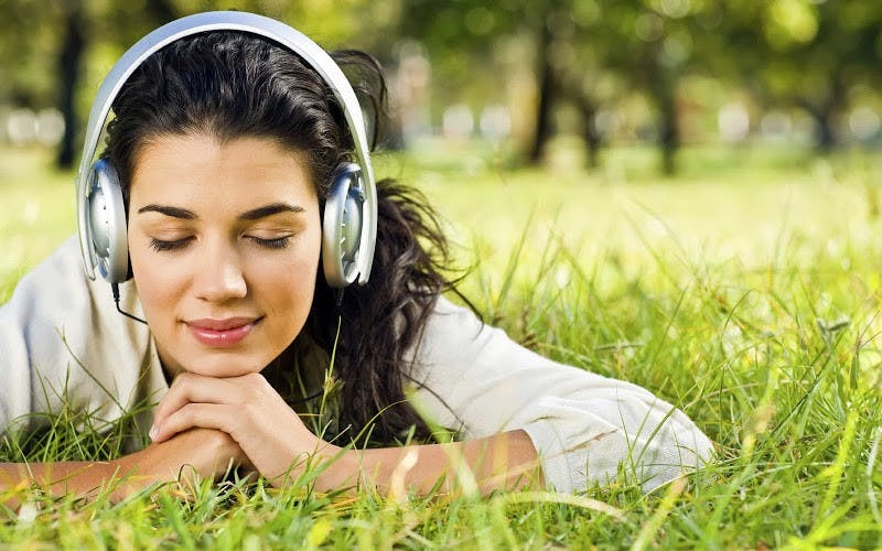 是讓女生變軟? 羅曼蒂克音樂真的有效!這篇文章的首圖