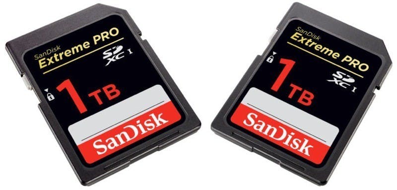 是SanDisk實際展示容量達1TB的SDXC記憶卡原型這篇文章的首圖