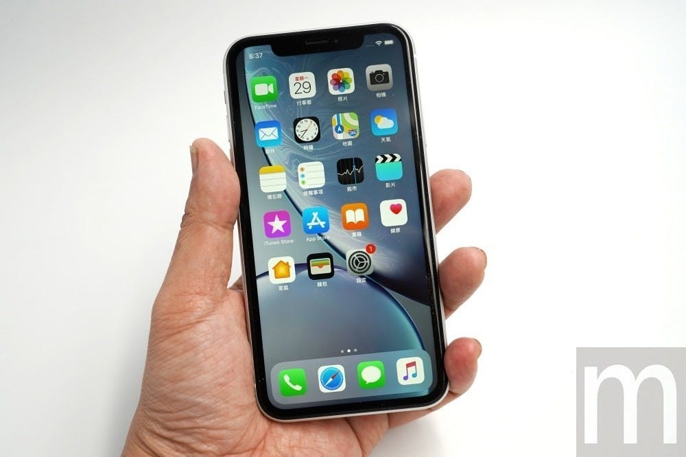 是亞太電信宣布率先在台啟用iPhone eSIM服務，預期會有更多電信業者加入這篇文章的首圖