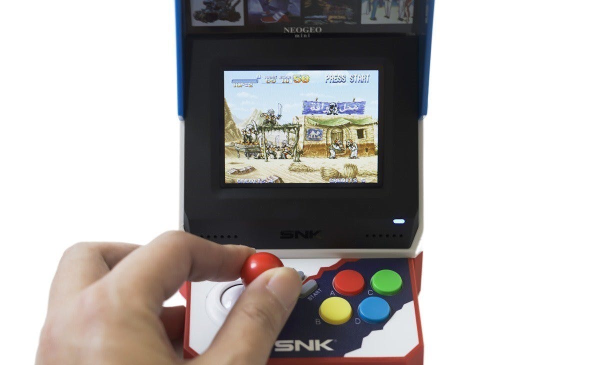 SNK NEOGEO Mini 開箱(日本版)格鬥天王 / 越南大戰 / 侍魂 / 餓狼傳說 內建 40 款遊戲爽爽玩! @3C 達人廖阿輝