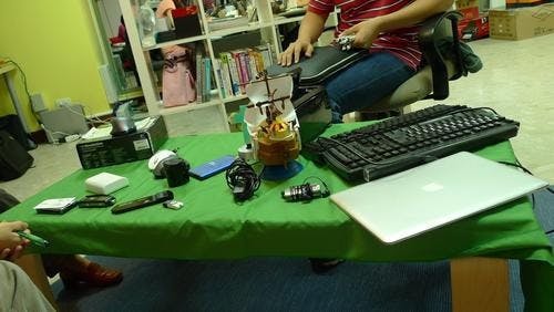 是Ideas 創新誌對吳顯二的專訪這篇文章的首圖