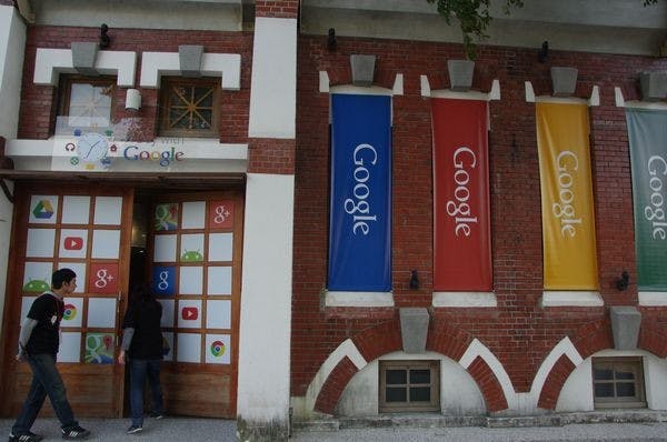 是Google 邀你周末來趟華山藝文中心，體會如何利用 Google 度過更智慧的一天這篇文章的首圖