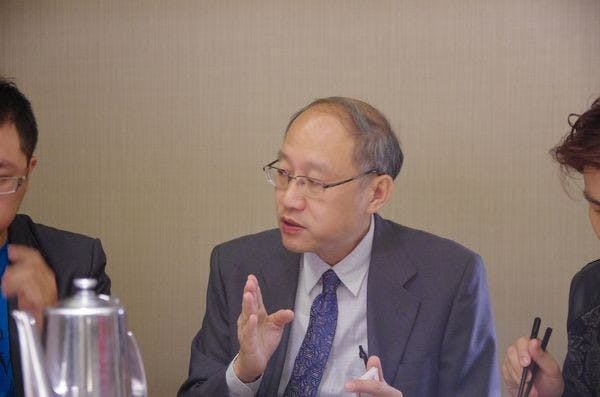 是ARM 台灣新任總經理謝弘輝首度與媒體見面，具 30 年半導體產業經歷並著重於台灣潛力市場拓展這篇文章的首圖