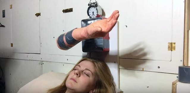 是活生生巴醒你的鬧鐘這篇文章的首圖