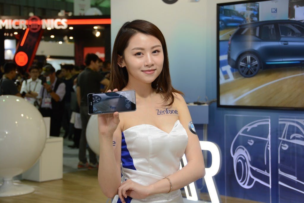 是Computex 2017：華碩展區懶人包 手機、筆電、ROG到機器人這篇文章的首圖