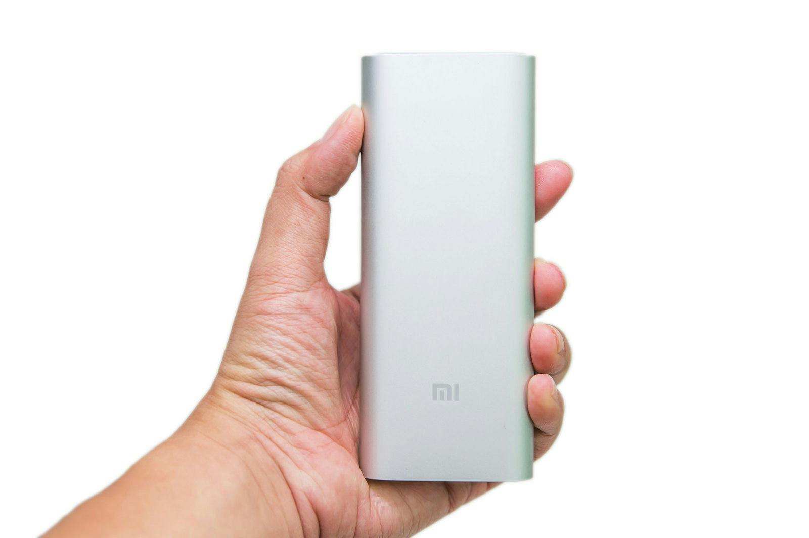 是巨大小米電源 16000mAh 版本開箱 &  拆解這篇文章的首圖