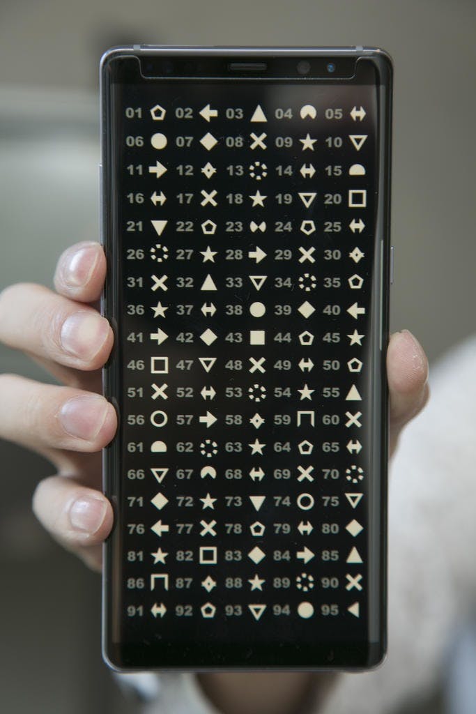 張正龍魔術師手機變魔術之手機讀心術