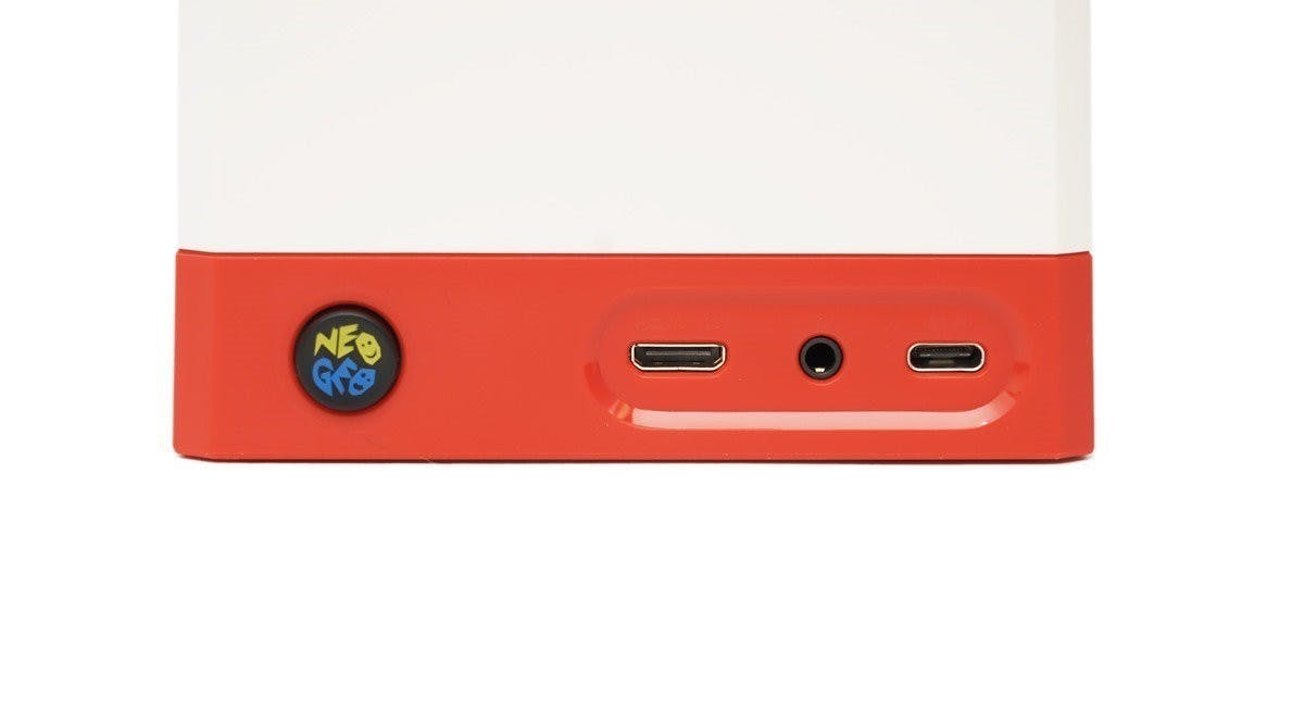 SNK NEOGEO Mini 開箱(日本版)格鬥天王 / 越南大戰 / 侍魂 / 餓狼傳說 內建 40 款遊戲爽爽玩! @3C 達人廖阿輝