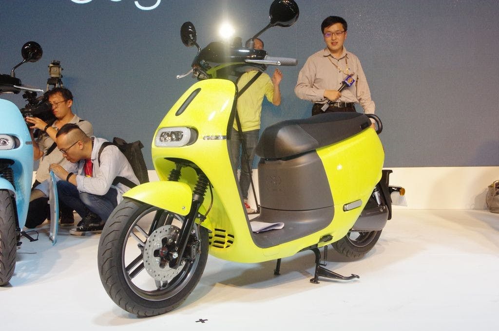 是實質不是第二代、而是第二款產品的 Gogoro 2 特色介紹這篇文章的首圖