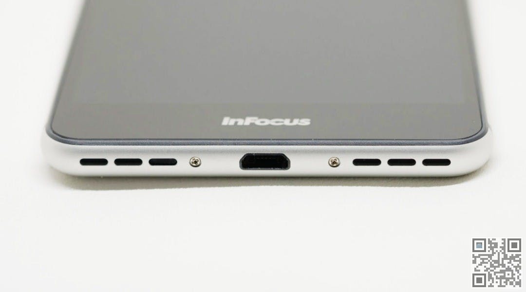 InFocus M808 08