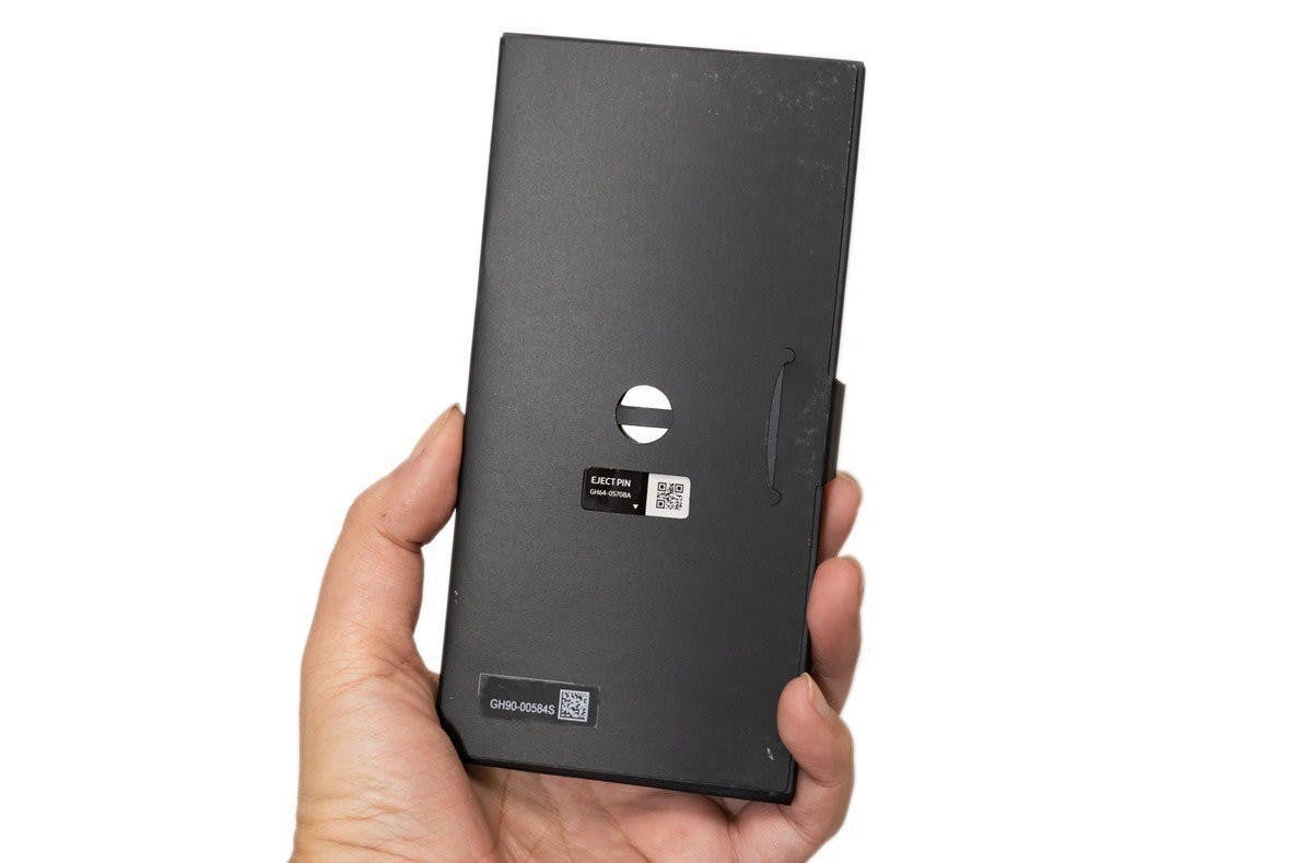 三星 Galaxy Note9『湛海藍』快速開箱 (台灣上市版本),看看全新盒裝裡面有什麼?!(新機檢查 / 配件確認) @3C 達人廖阿輝