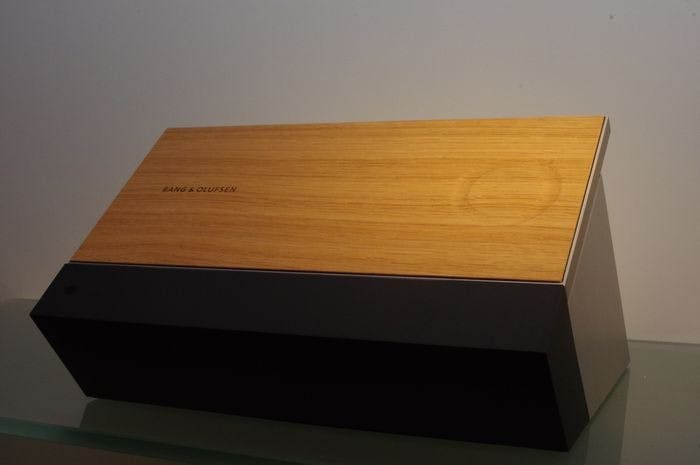 是優雅而個人化的數位流音響系統， B&O 在台發表 BeoSound Moment這篇文章的首圖
