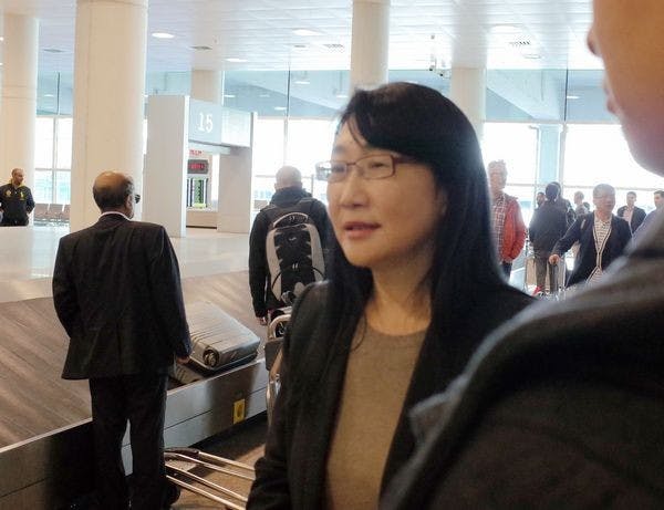 是HTC 董事長王雪紅將兼任執行長，現任執行長周永明將轉帶領 HTC FUTURE DEVELOPMENT LAB這篇文章的首圖