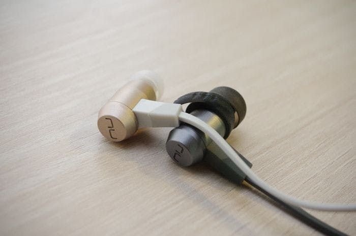 是電力提升延長一倍續航， Optoma NuForce 推出第二代藍牙耳機 BE6i這篇文章的首圖