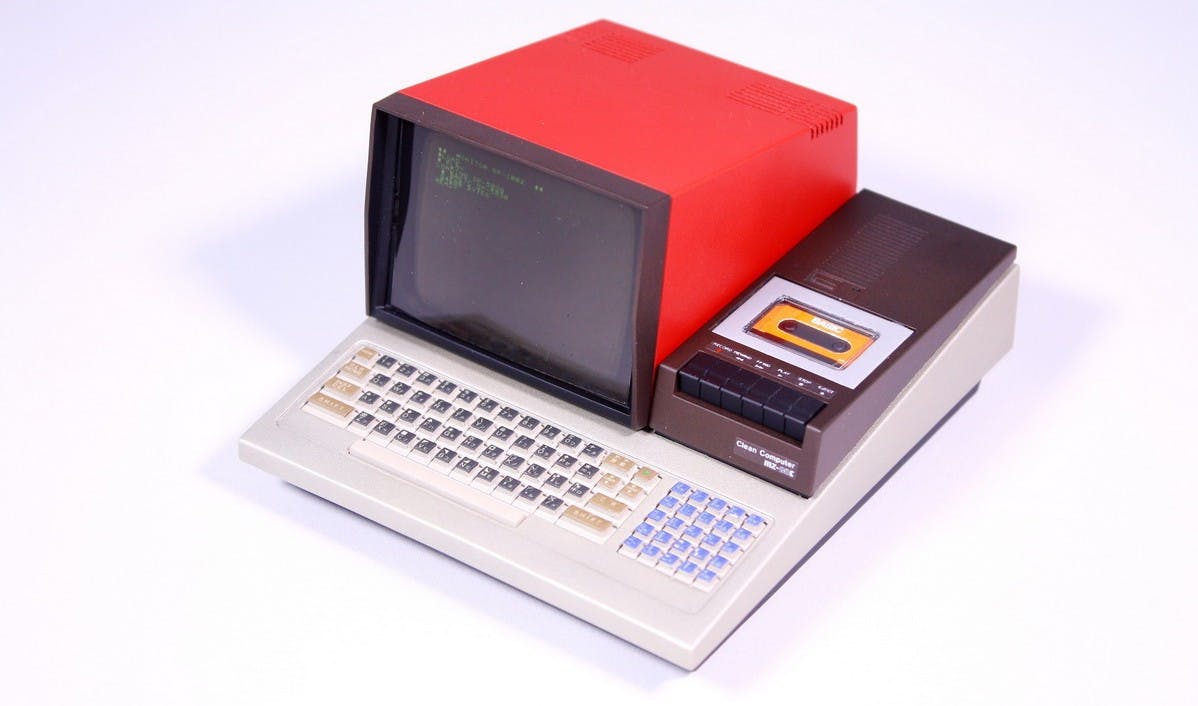 日本80年代超人氣電腦PasocomMini MZ-80C迷你化復刻再出發#迷你