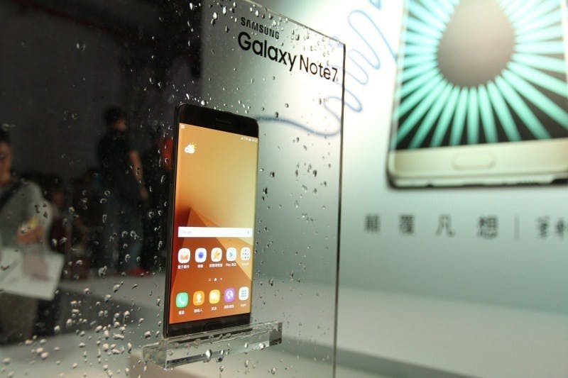 是三星確認Galaxy Note 7電池充電起火問題 9月中起提供換機這篇文章的首圖