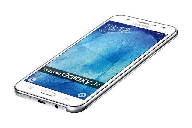 具前閃光燈的平價自拍手機，三星在台推出 Galaxy J7 #Samsung (94038) - Cool3c