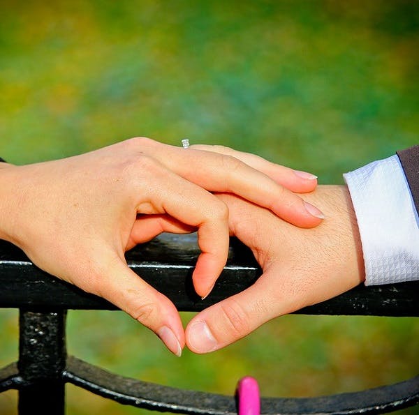 是「同婚釋憲」明開庭辯論，辯論爭點看這裡這篇文章的首圖