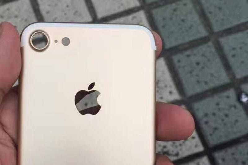 是iPhone 7背蓋再現 天線層確定採新設計？這篇文章的首圖
