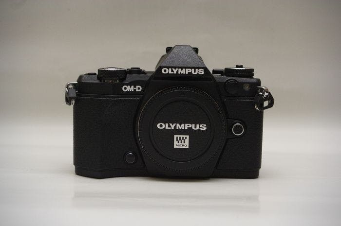 是Premium Evolution ， Olympus OM-D E-M5 II 動手玩這篇文章的首圖
