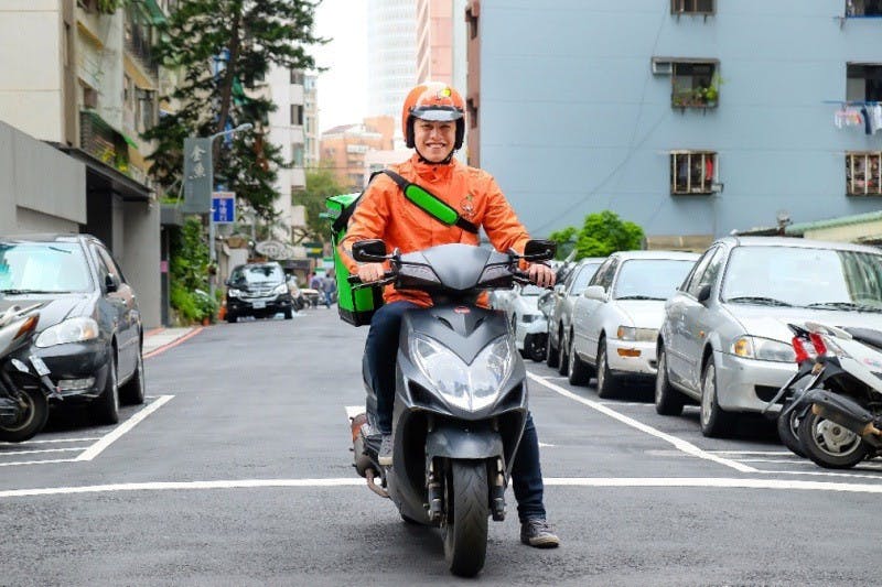 HappyFresh專業外送車隊火速送達消費者指定地點_resize