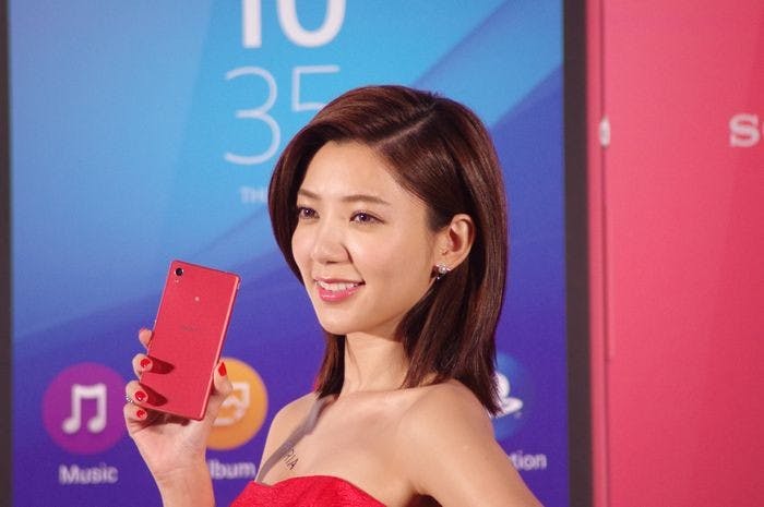 是Sony Mobile CEO 重申 Sony 不會賣掉手機事業、亦不退出手機市場這篇文章的首圖