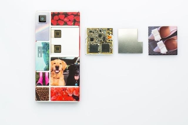 是要看到模組化設計的 Project Ara 還有得等， Google 公告至少要延到 2016 才會推出這篇文章的首圖