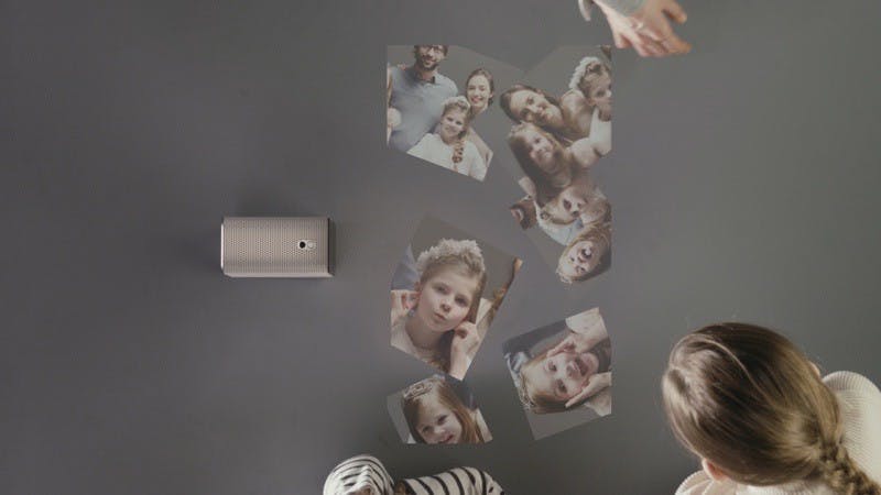 Xperia Projector Lifestyle_resize