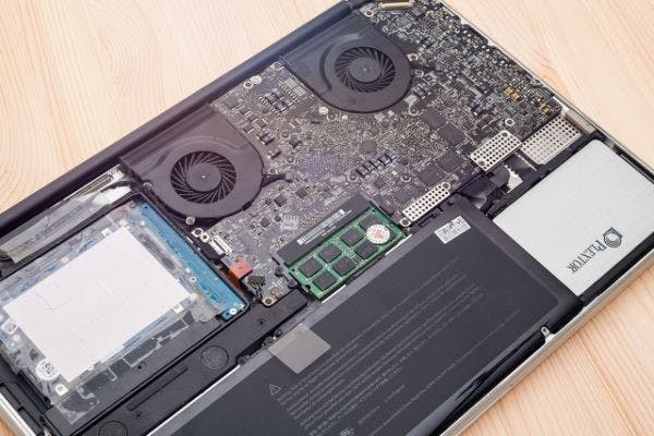 是[蘋果急診室] 老 MacBook Pro 再戰好幾年！電池、觸控板、風扇自己換超省錢！這篇文章的首圖